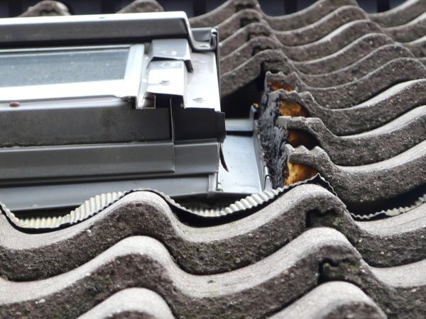 Foutieve aansluiting rond dakramen